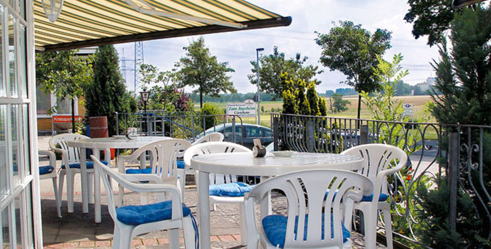 Hotel Restaurant Zum Jaegerheim Wendeburg Exterior foto